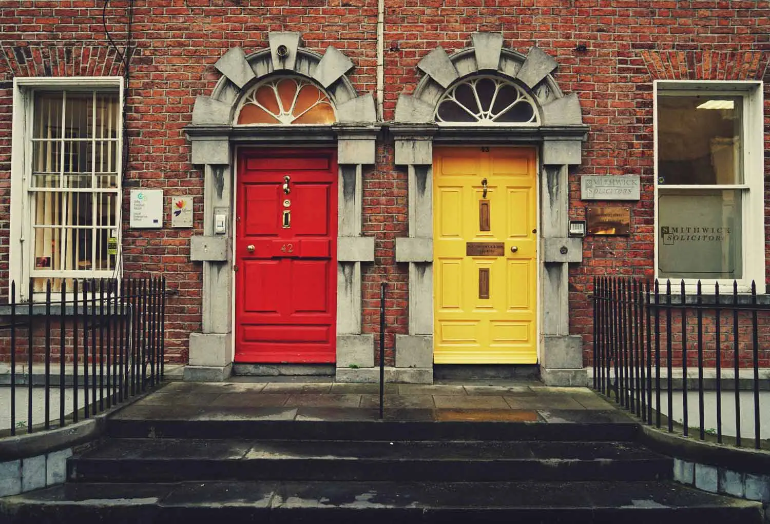 Two contrasting doors representing why B2B buyers choose one business over another